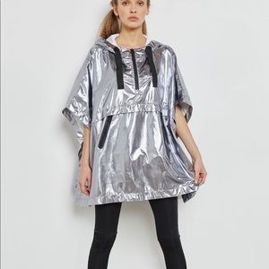 IVY PARK Crossback Shimmer Poncho